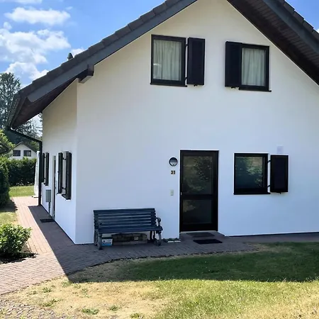 31 In Kirchheim Dom wakacyjny Kemmerode